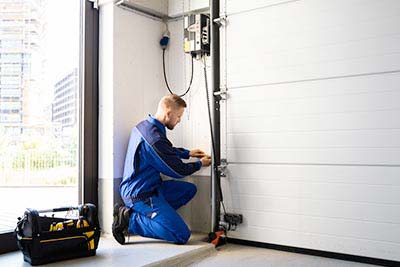 Maple Grove garage door repair